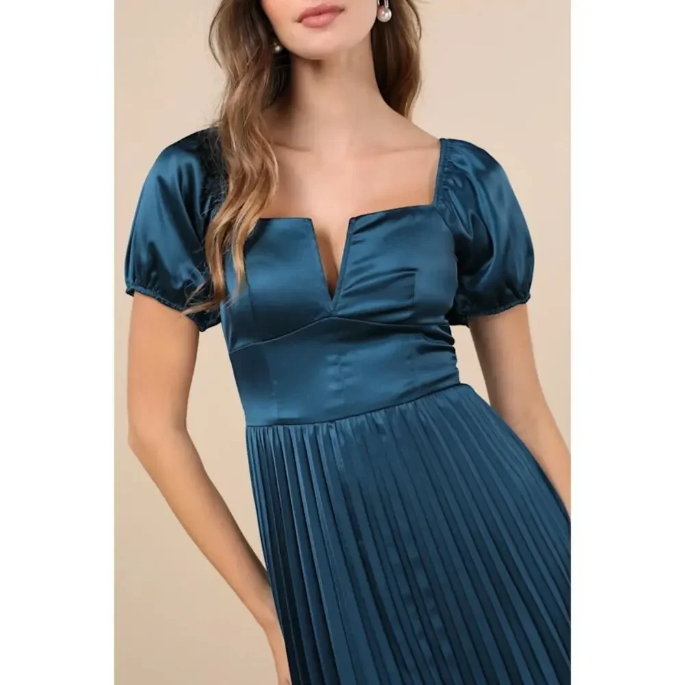 NWT Lulus Flawless Forever Teal Satin Pleated Midi Dress Bridesmaid Gala Size M